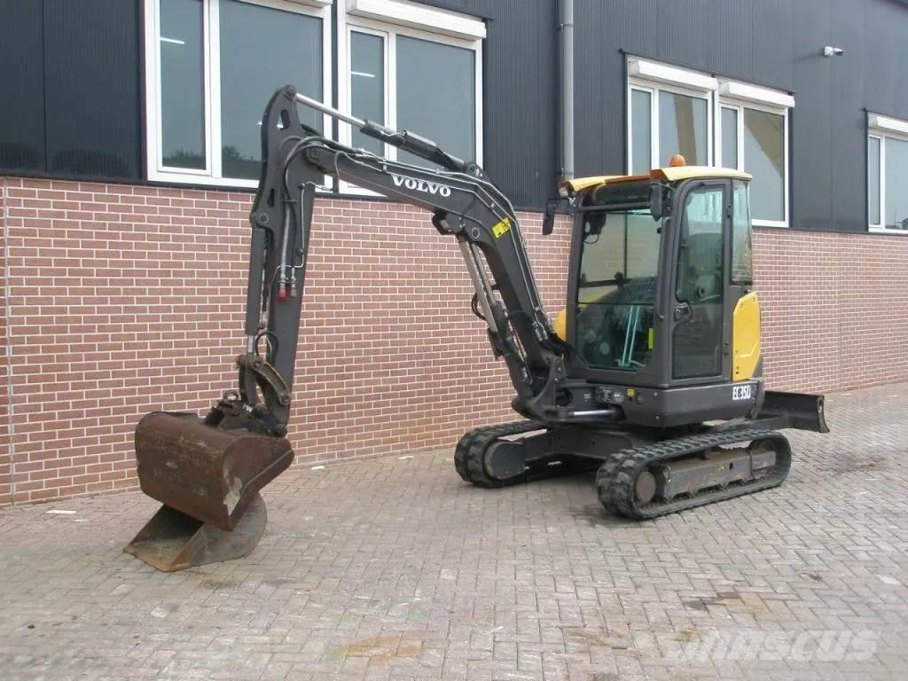 Volvo EC35D Mini bageri <7t
