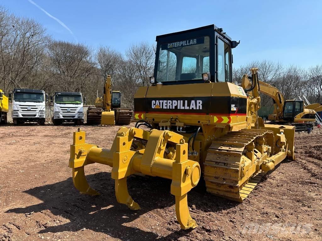 CAT D 6 G Buldožeri gusjeničari