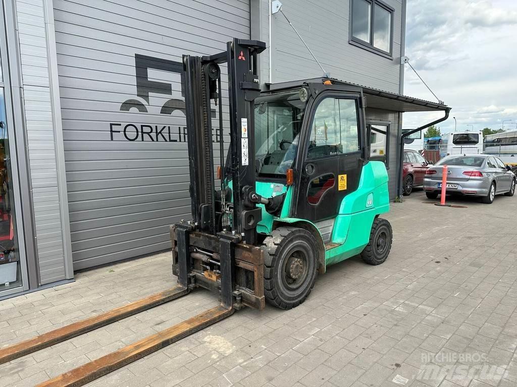 Mitsubishi FD40N Dizelski viličari