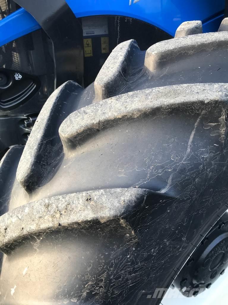 New Holland T5 120 Traktori