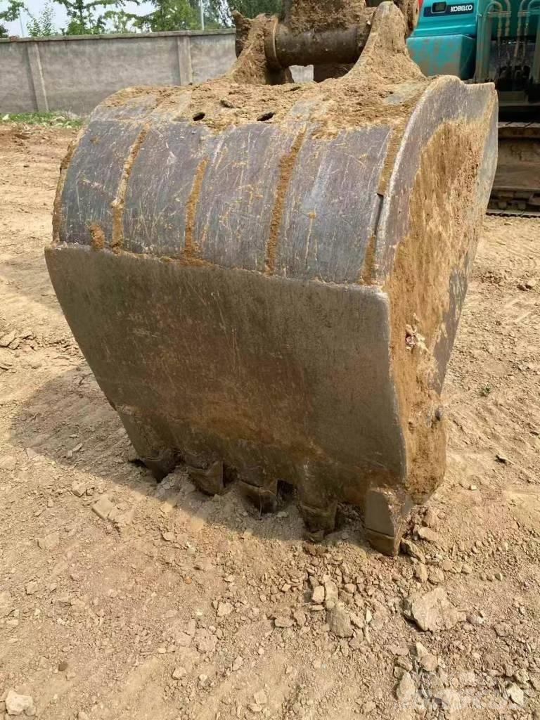 Kobelco SK140 Bageri gusjeničari