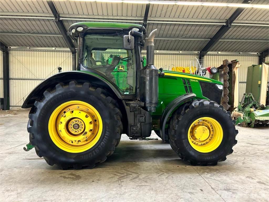 John Deere 7310R Traktori