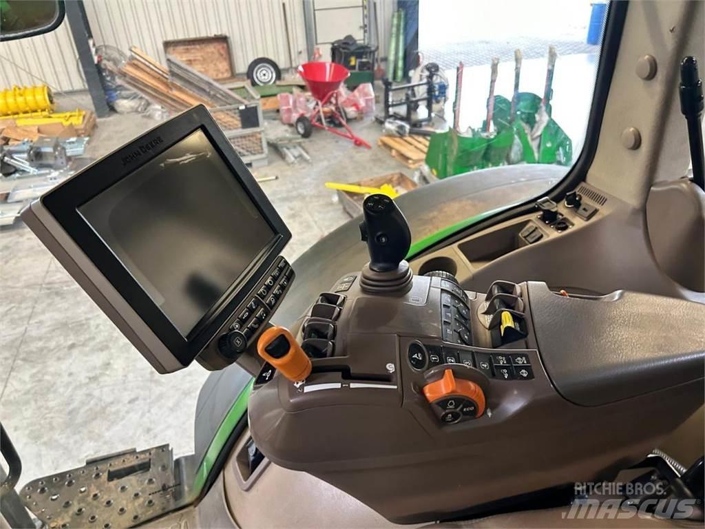 John Deere 7310R Traktori