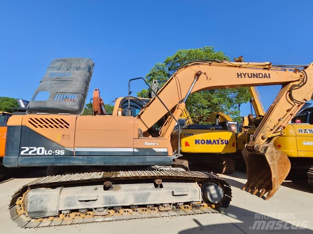 Hyundai Robex 220 LC Bageri gusjeničari