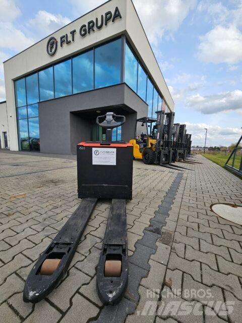 BT LWE200 Ručni električni viličar