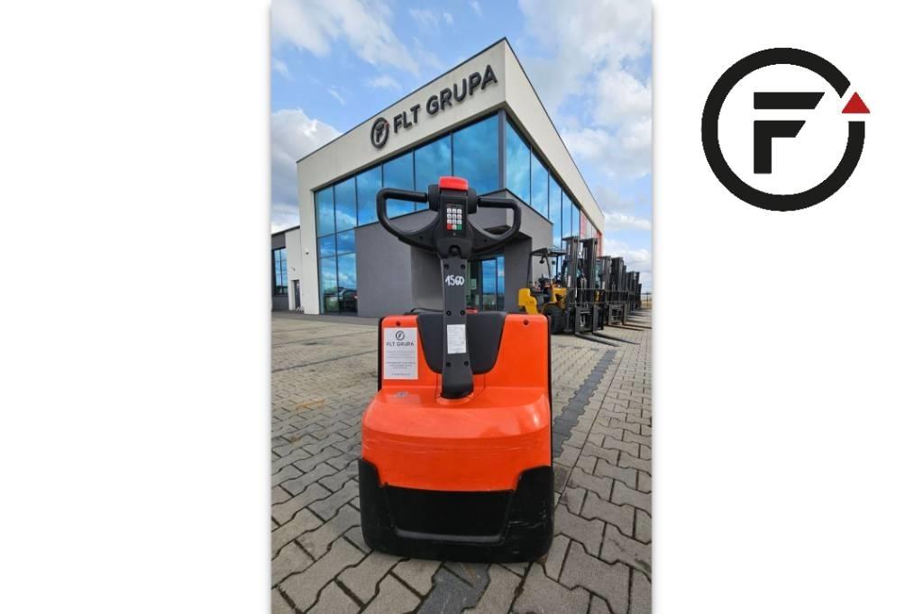 BT LWE200 Ručni električni viličar