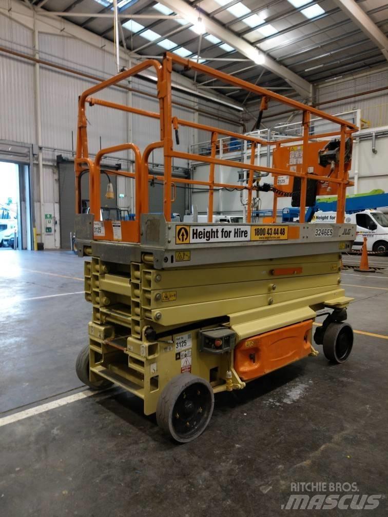 JLG ES 3246 Škaraste platforme