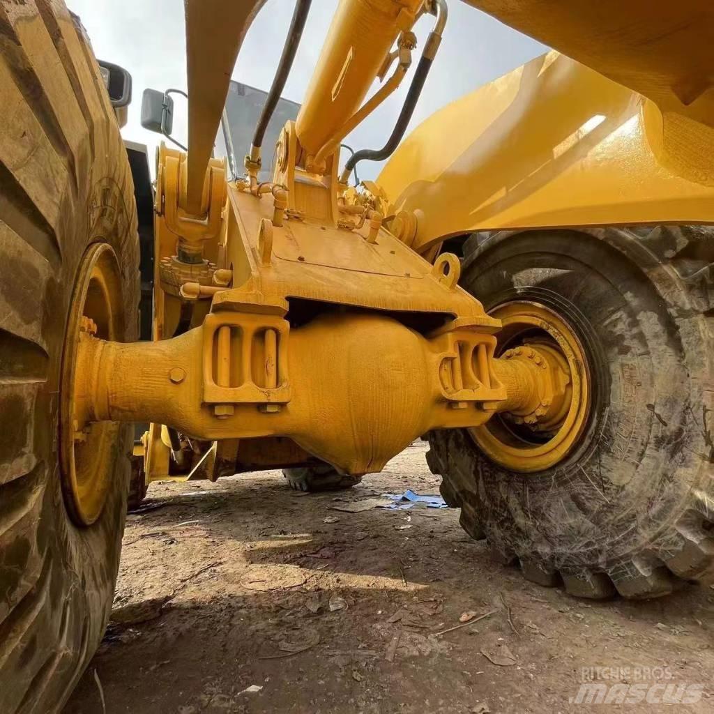 Komatsu WA 500 Utovarivači na kotačima