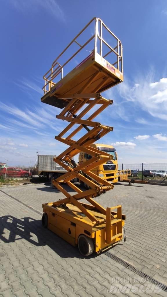 Haulotte Compact 12 Škaraste platforme