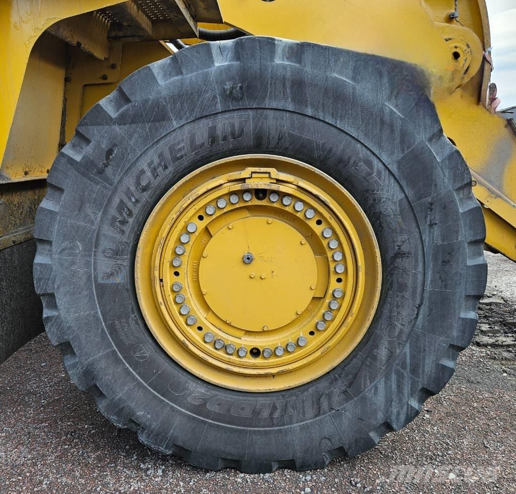 CAT 988 K Utovarivači na kotačima