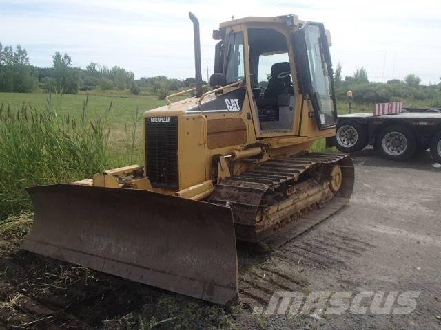 CAT D 3 G LGP Buldožeri gusjeničari