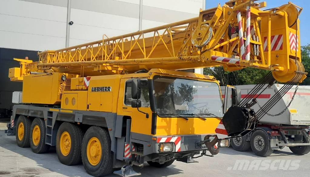 Liebherr 1070/1 Rabljene dizalice za težak teren
