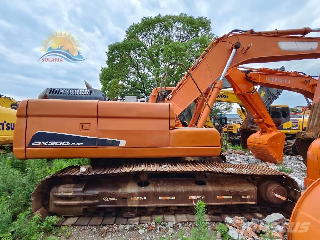 Doosan DX 300 LC Bageri gusjeničari