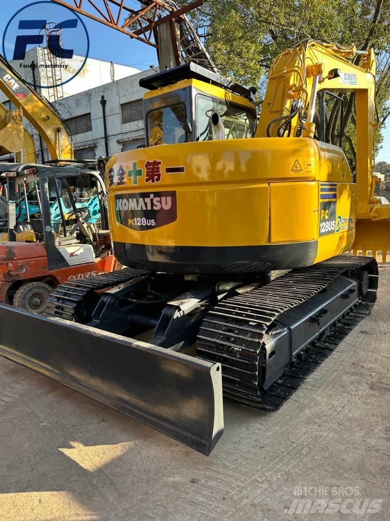 Komatsu PC 128 US Bageri gusjeničari
