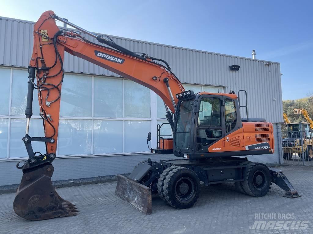 Doosan DX170W-5 Bageri na kotačima