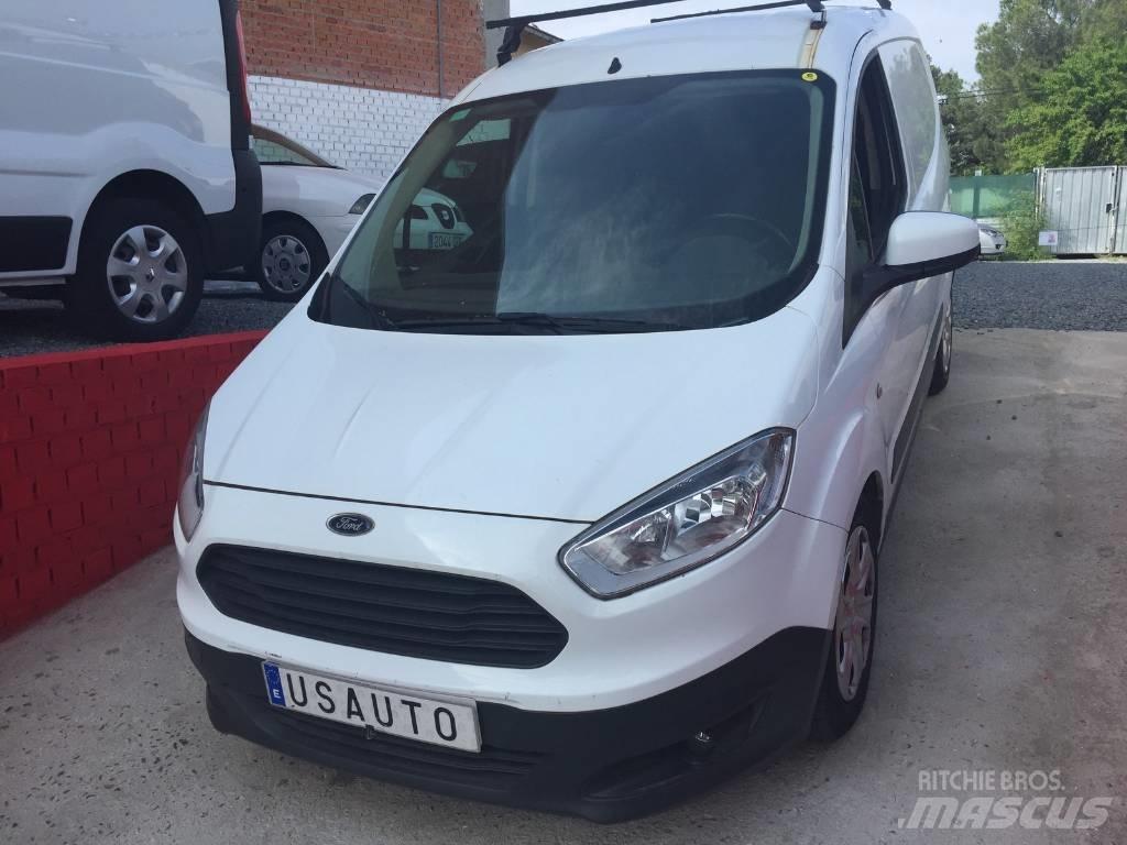 Ford Courier Sanduk kombiji