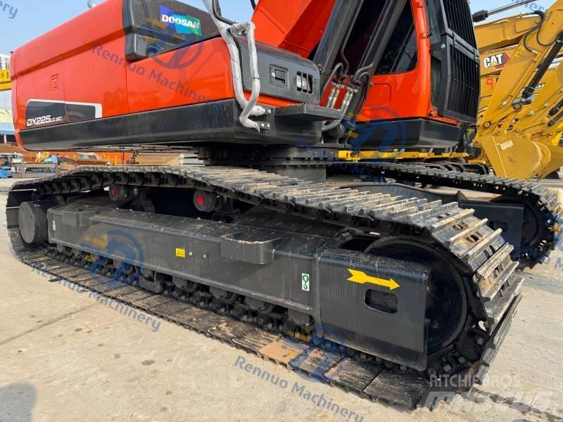 Doosan DX 225 LC-9C Bageri gusjeničari