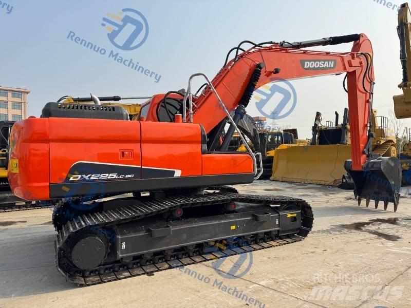 Doosan DX 225 LC-9C Bageri gusjeničari