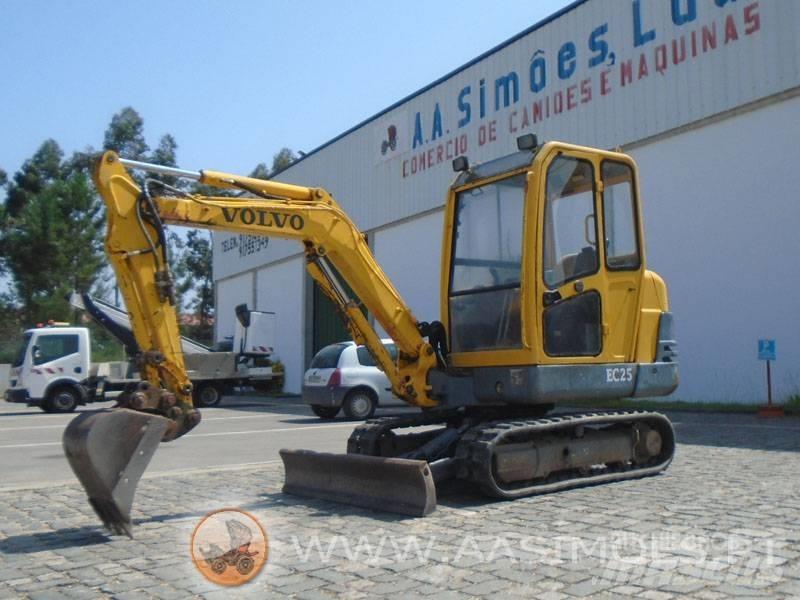 Volvo EC 25 Mini bageri <7t