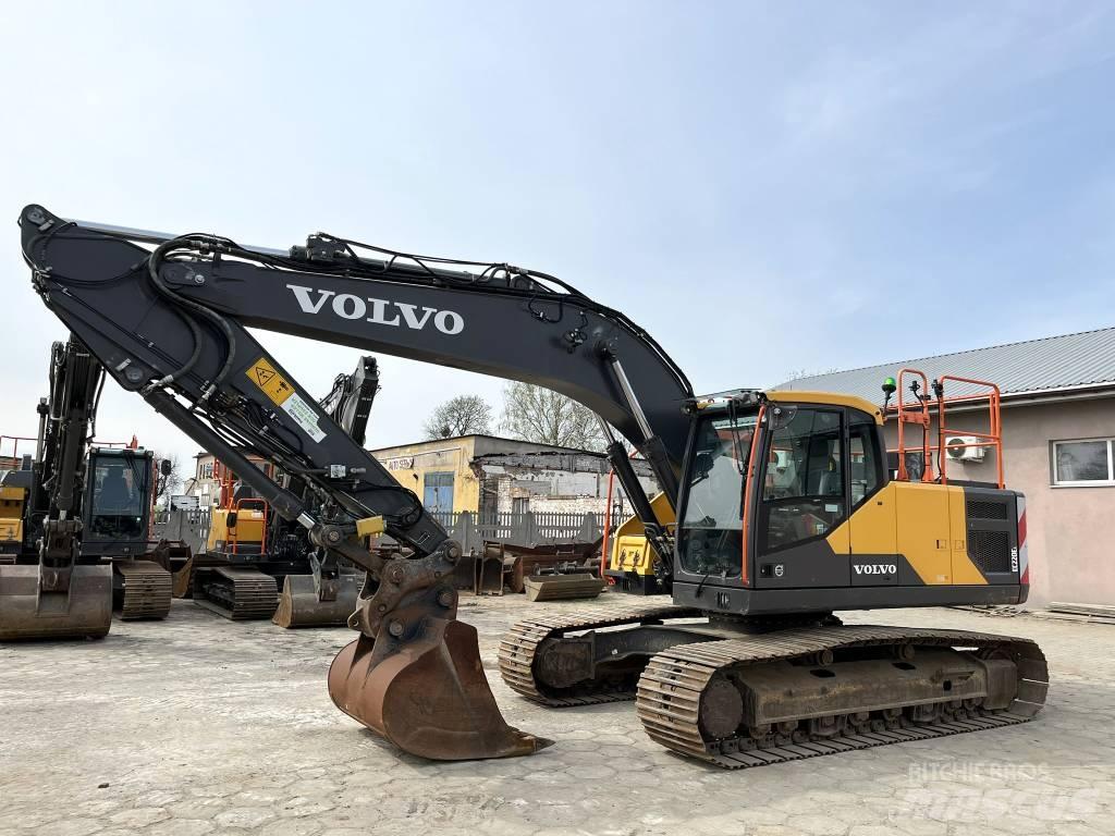 Volvo EC 220 E Bageri gusjeničari