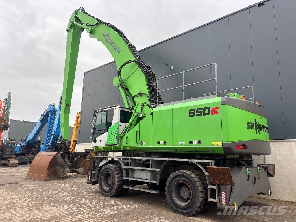 Sennebogen 850 M Bageri za manipuliranje materijalom / otpadom