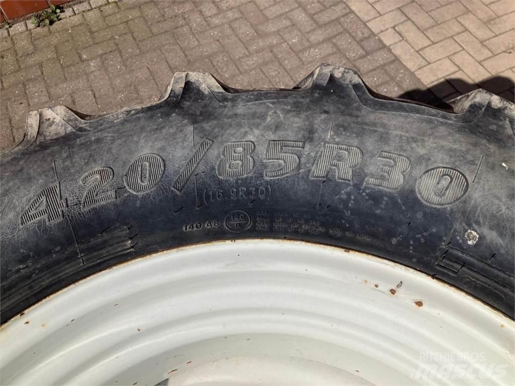 Goodyear 420/85R30 Poljoprivreda – ostalo
