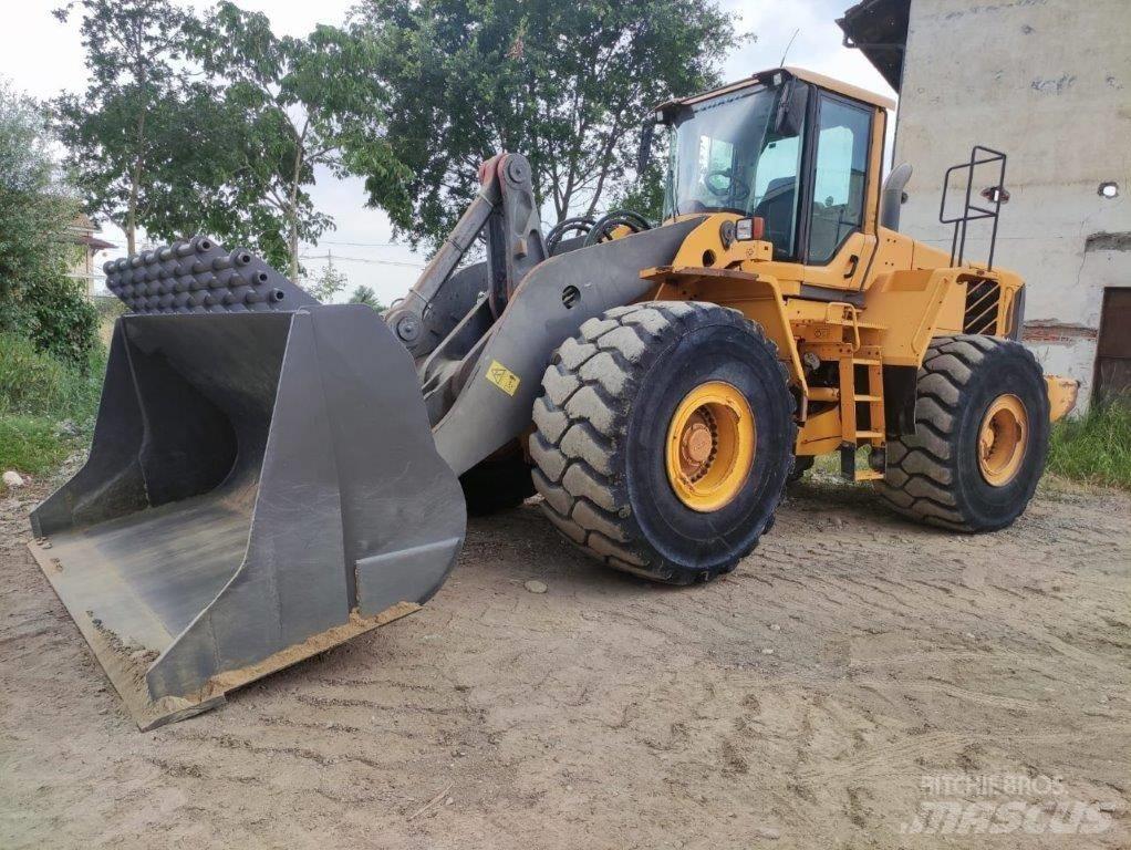 Volvo L 220 F Utovarivači na kotačima