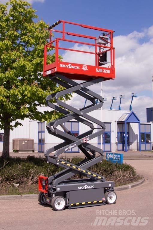 SkyJack SJIII3219 Škaraste platforme