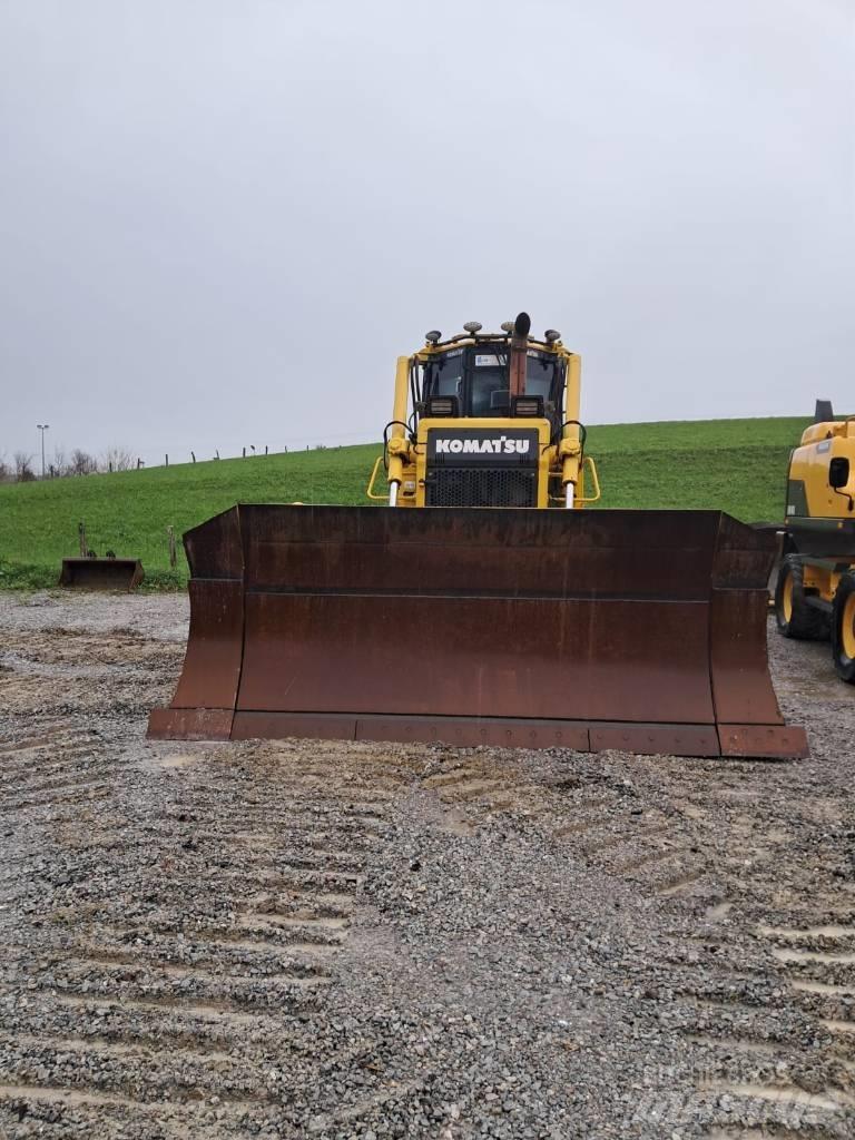 Komatsu D 65 PX-17 Buldožeri gusjeničari