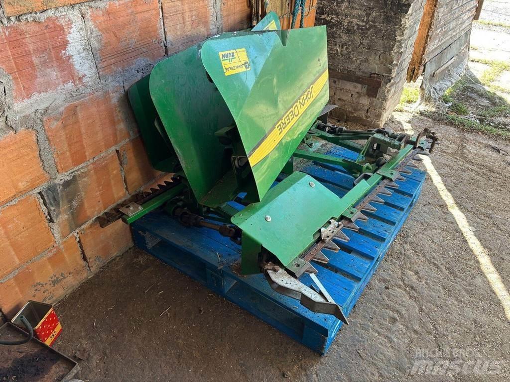 John Deere T670 Kombajni