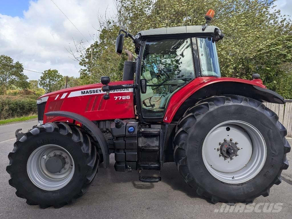 Massey Ferguson 7726 Traktori