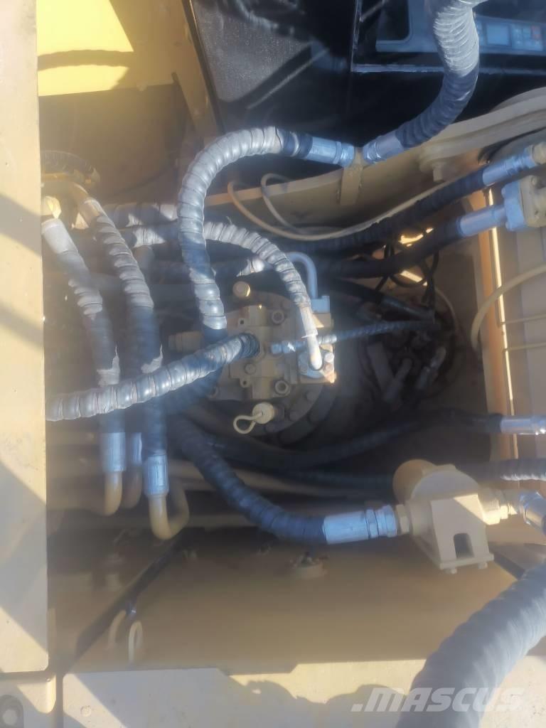 CAT 320 D Bageri gusjeničari