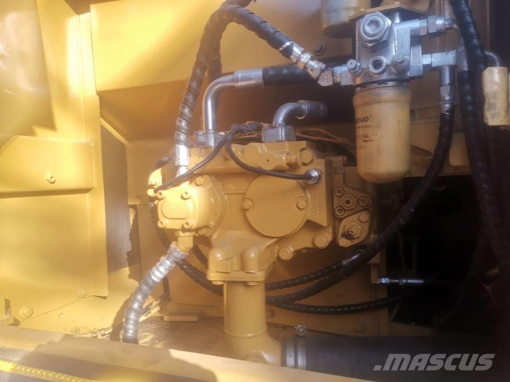 CAT 320 D Bageri gusjeničari