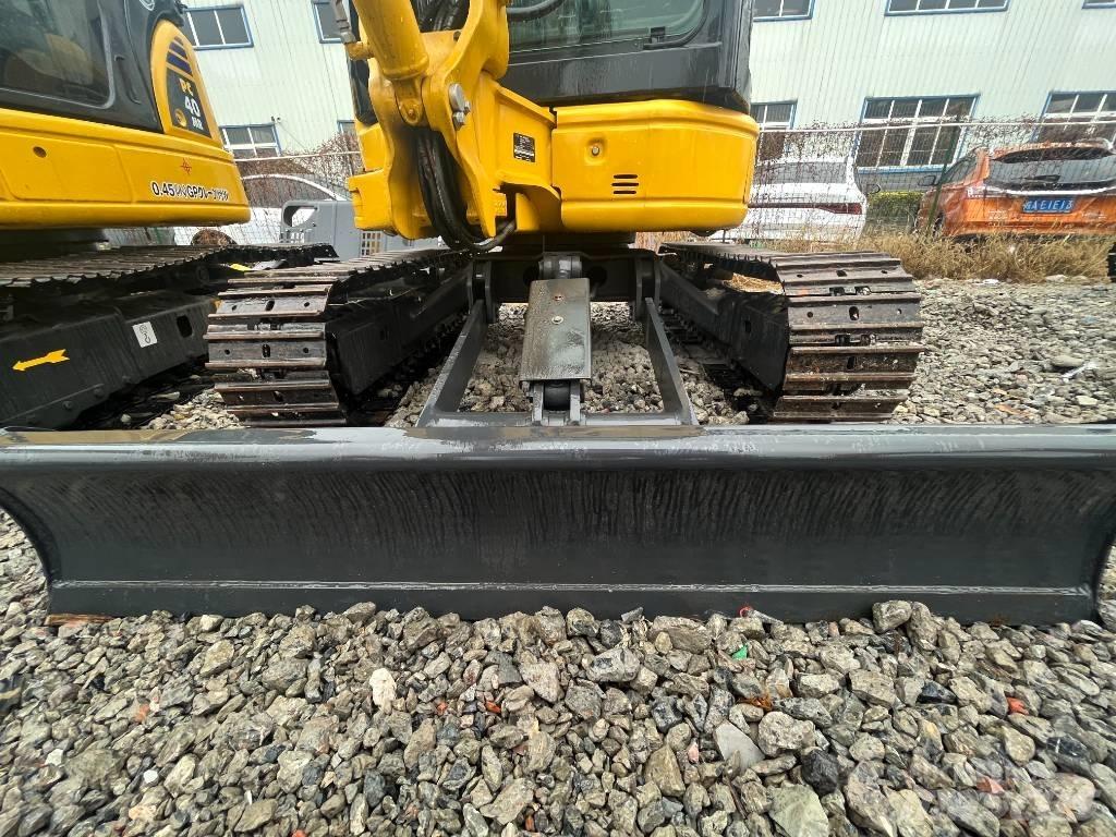 Komatsu PC 35 Bageri gusjeničari