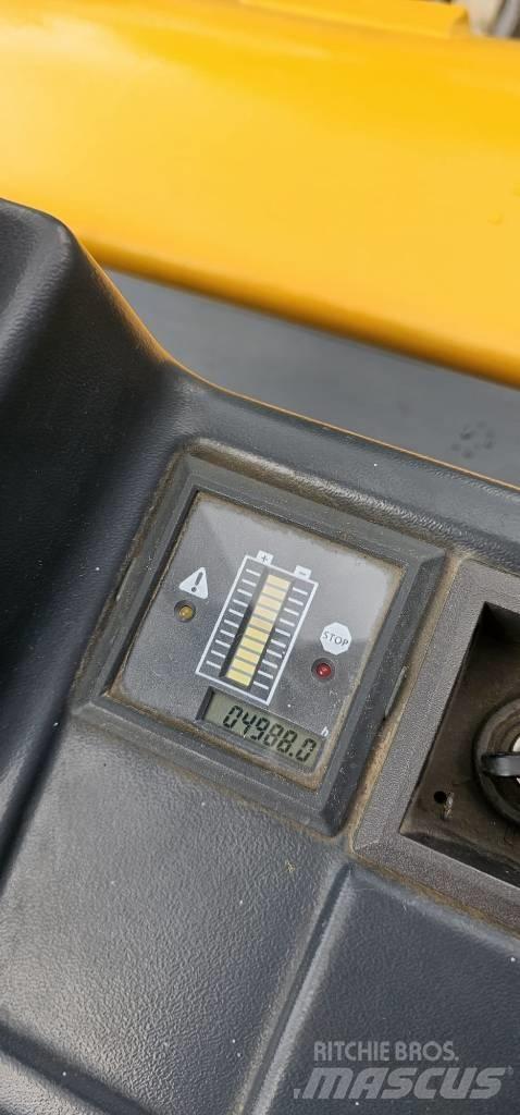 Jungheinrich ERE220 Nisko podizni električni viličar