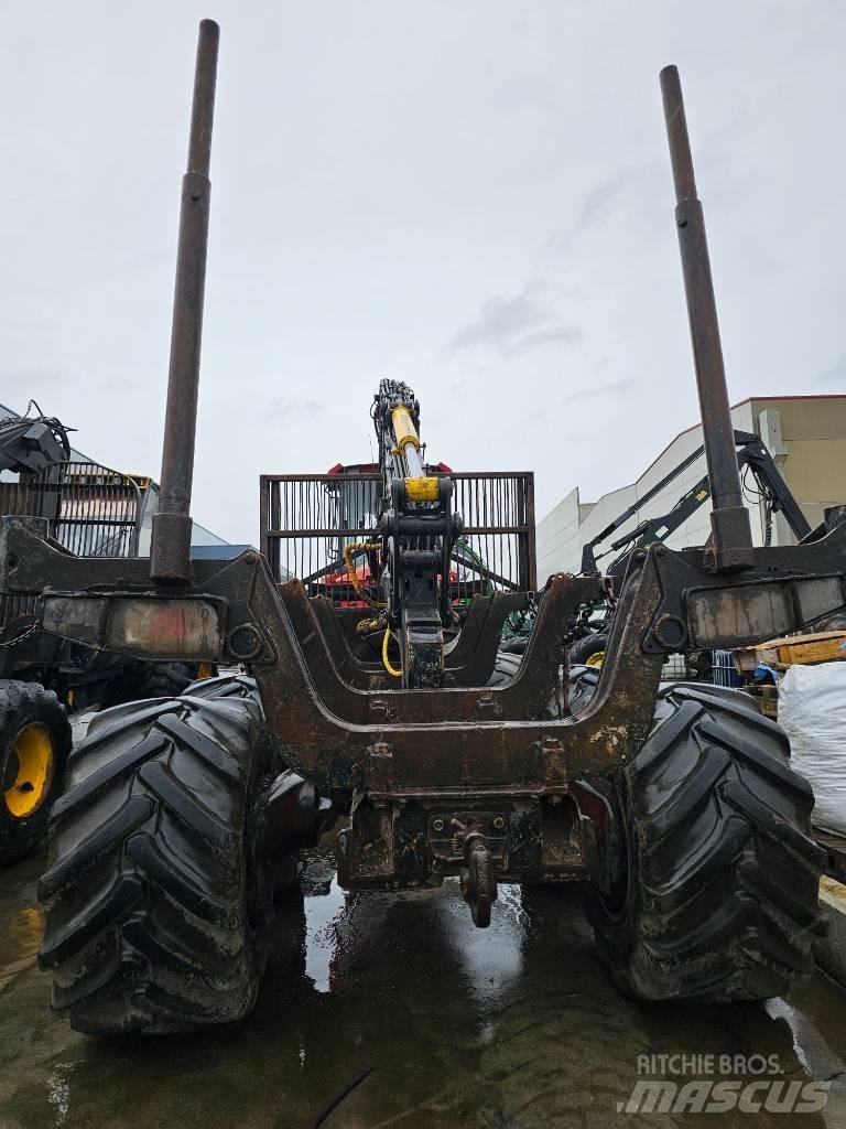 Valmet 840.4 Forvarderi