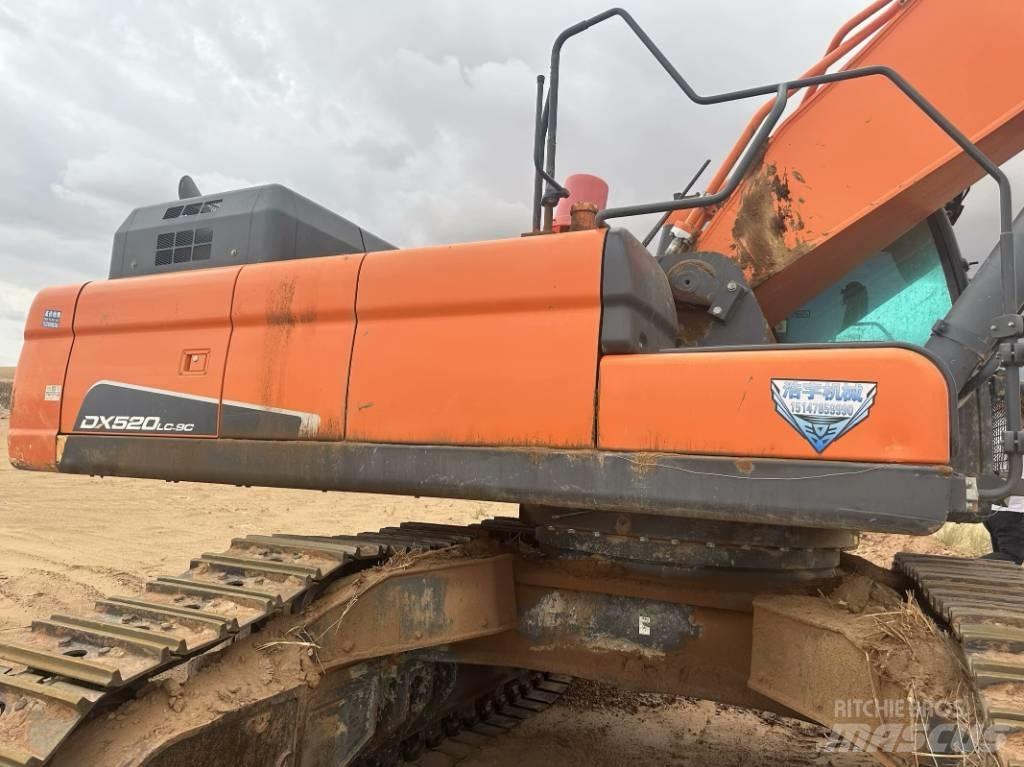 Doosan 520LC-9C Bageri gusjeničari