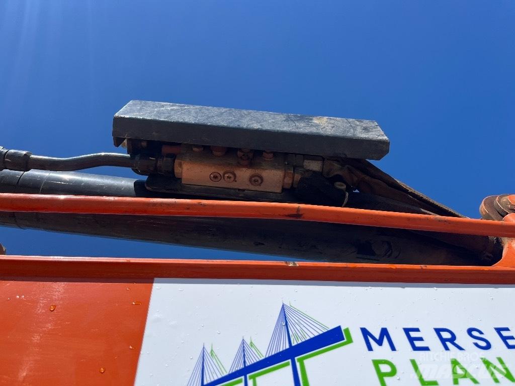 Hitachi ZX33U-6 Mini bageri <7t