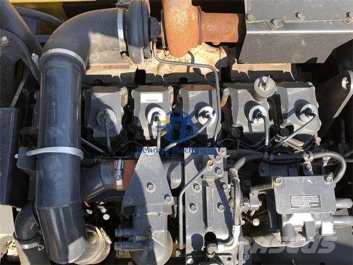 Komatsu PC 450-7 Bageri gusjeničari