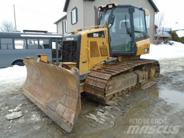 CAT D 5 K 2 LGP Buldožeri gusjeničari