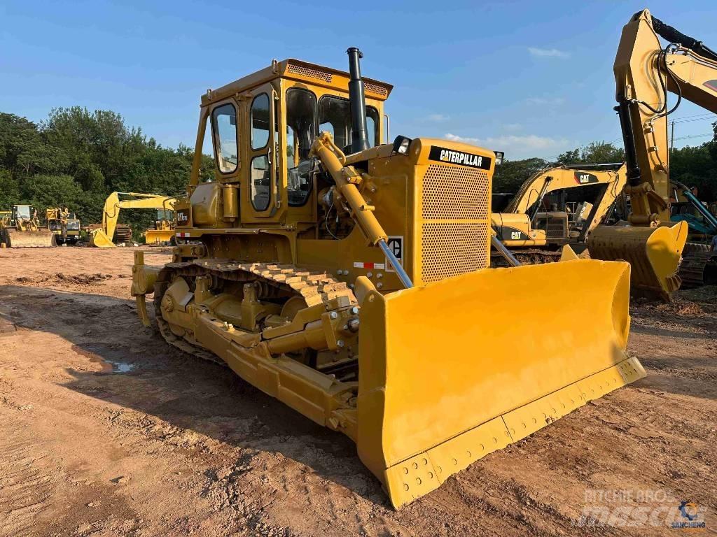 CAT D 7 G Buldožeri gusjeničari