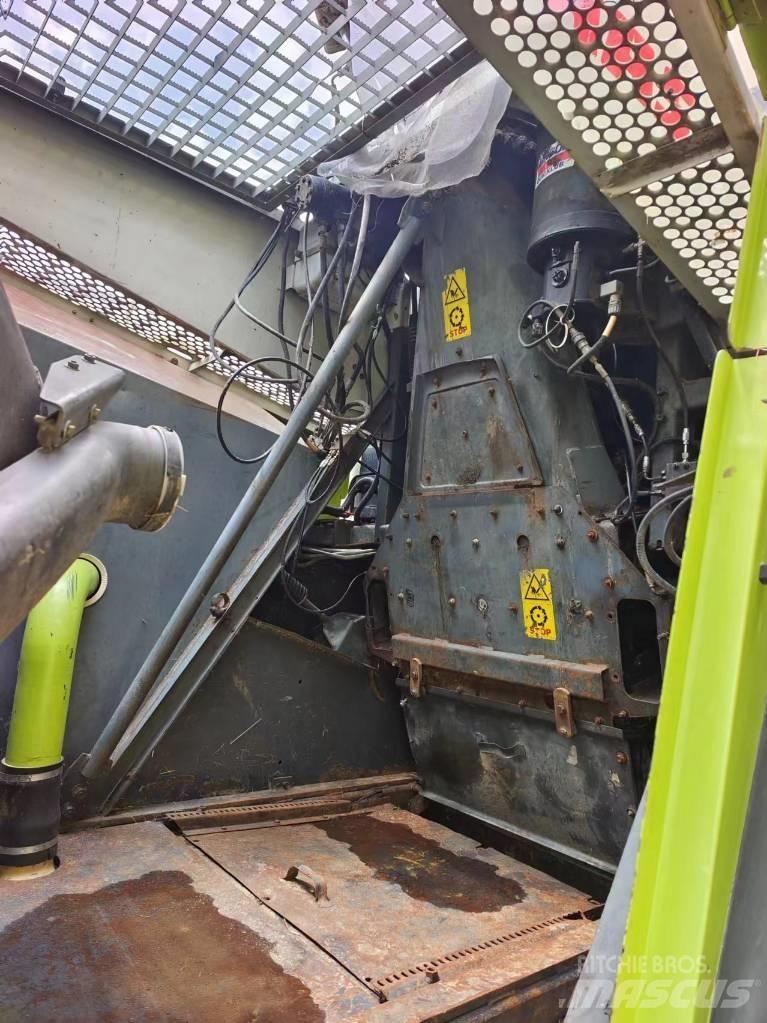 CLAAS Jaguar 870 Strojevi za krmu na vlastiti pogon
