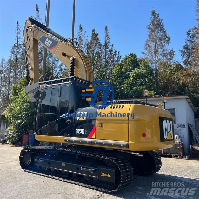 CAT 323D2 Bageri gusjeničari