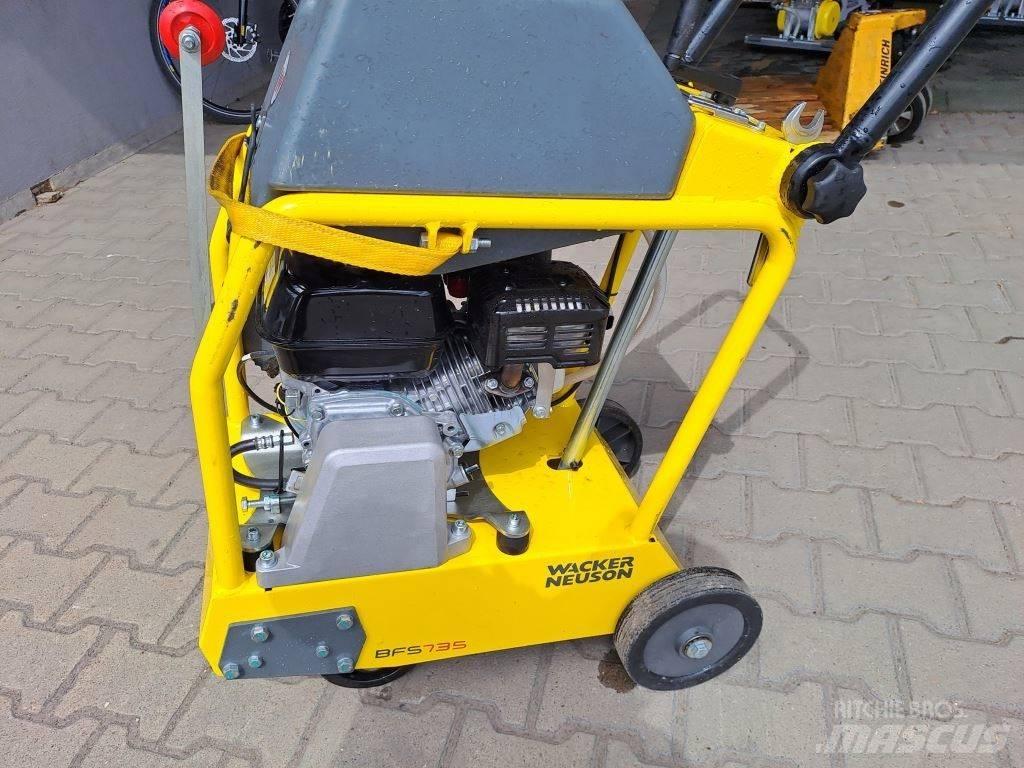 Wacker Neuson BFS735 Pile za stijene i beton