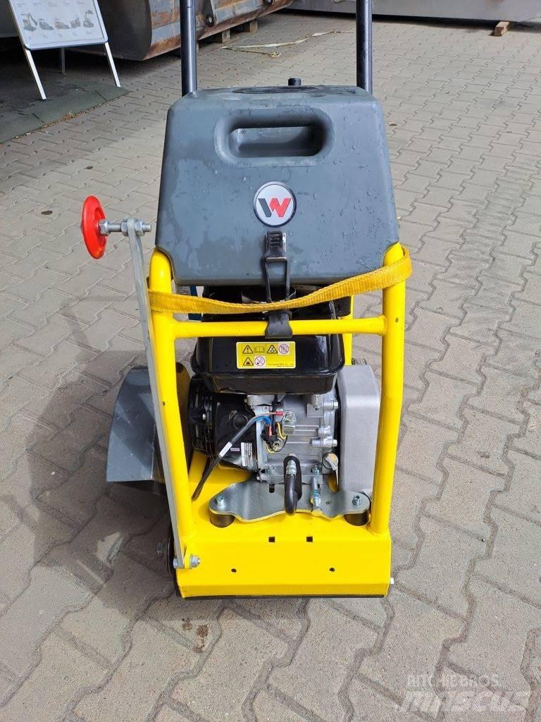 Wacker Neuson BFS735 Pile za stijene i beton