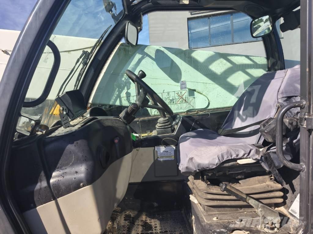 Bobcat T 40.180 Teleskopski viličari