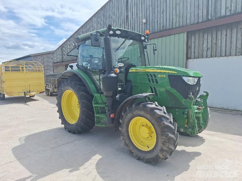 John Deere 6110R Traktori