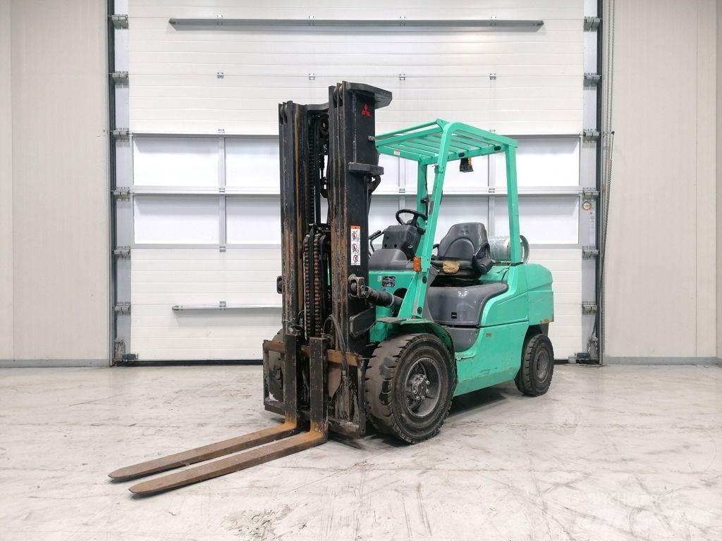 Mitsubishi FG35NT Plinski viličari