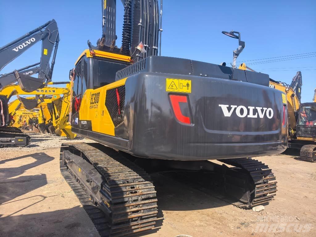 Volvo EC 300 D L Bageri gusjeničari