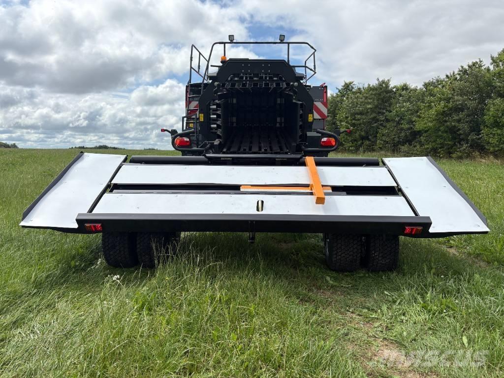 Pomi X 3 Prikolice za bale